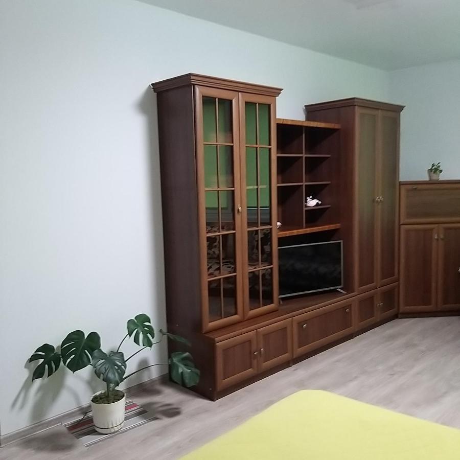 Дво І Одно Кімнатні Апартаменти Новобуд Рн Авторинку Трц Адреналін Сіті Lutsʼk Extérieur photo